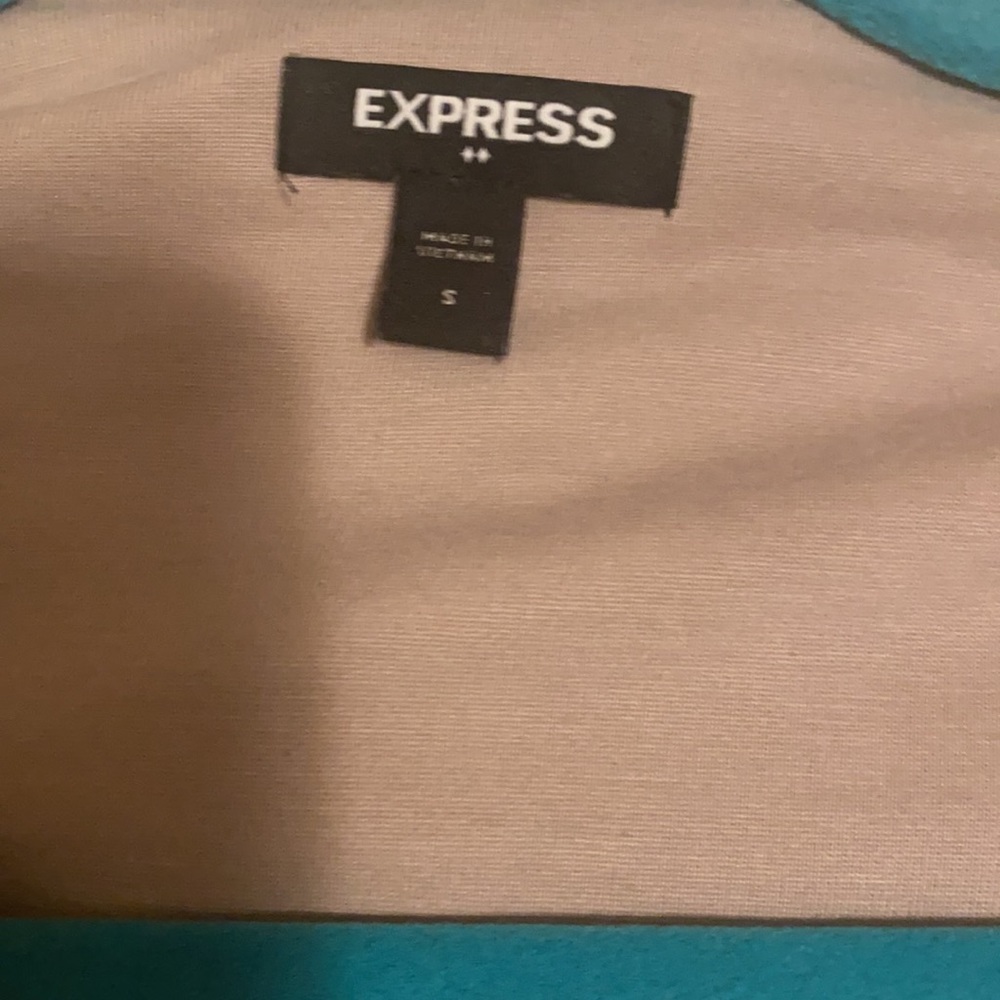 Express Blouse - Picture 3 of 3